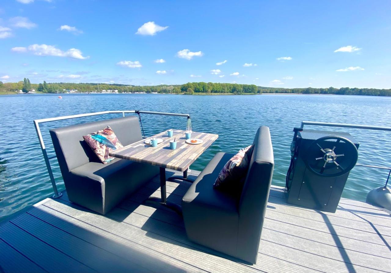 Middelaar Houseboat Met Dakterras Mookerplas المظهر الخارجي الصورة